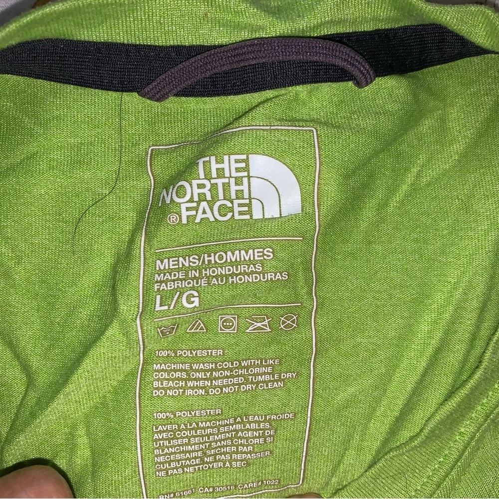 North face mens top - Picture 2 of 2